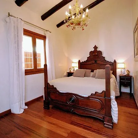 Casa Llorenc *