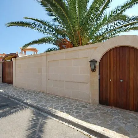 Casa Llorenc Villa *